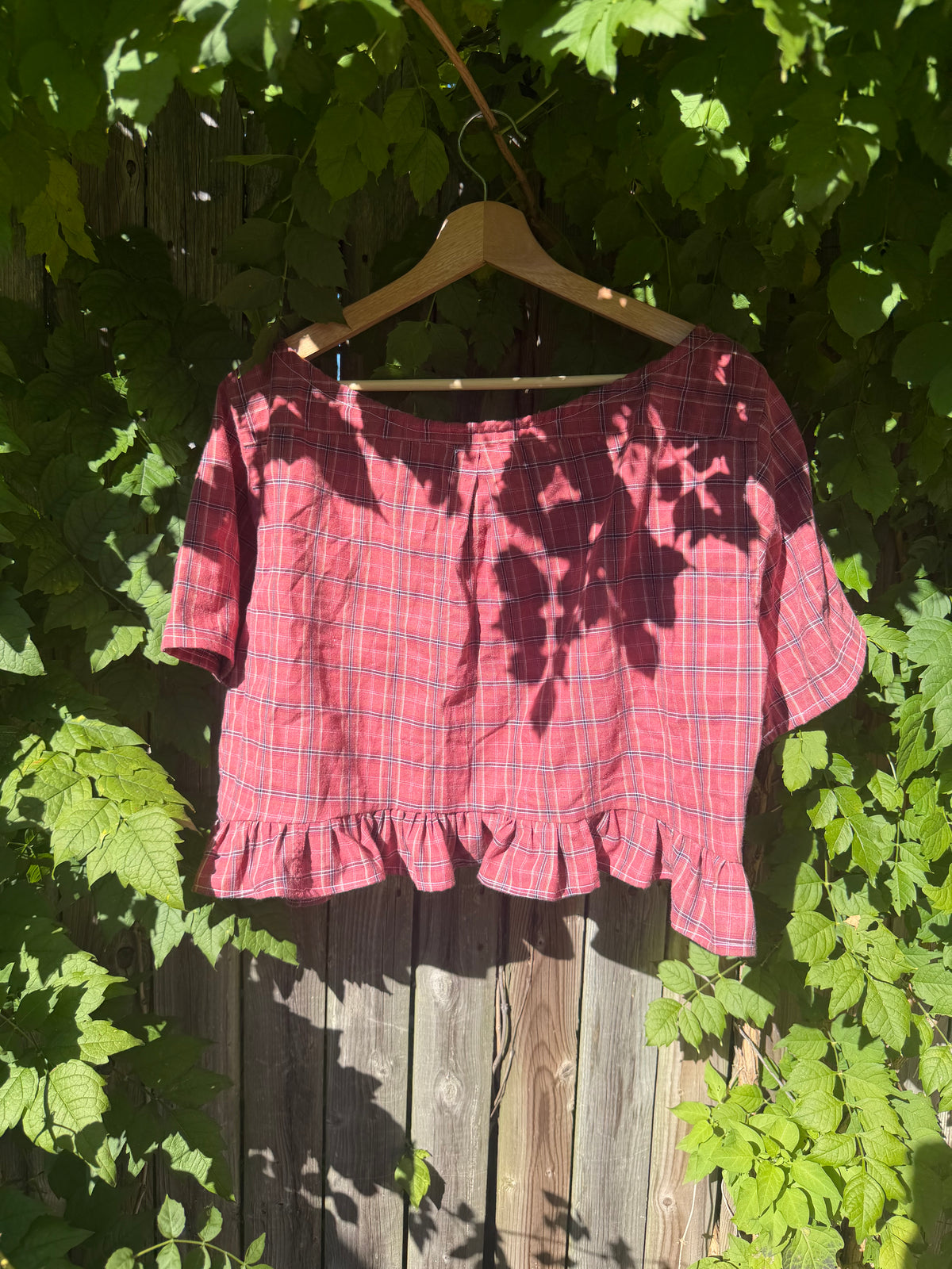 Meadow Top — Cranberry Plaid
